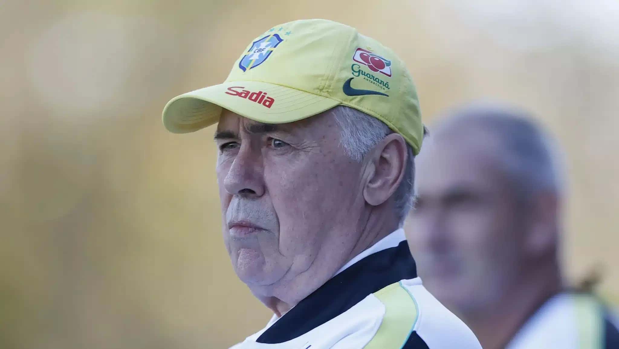 Carlo Ancelotti em treino da Seleção Brasileira.