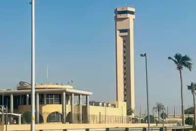 Arábia Saudita avalia retaliação a ataque houthi que matou 13 em Riad