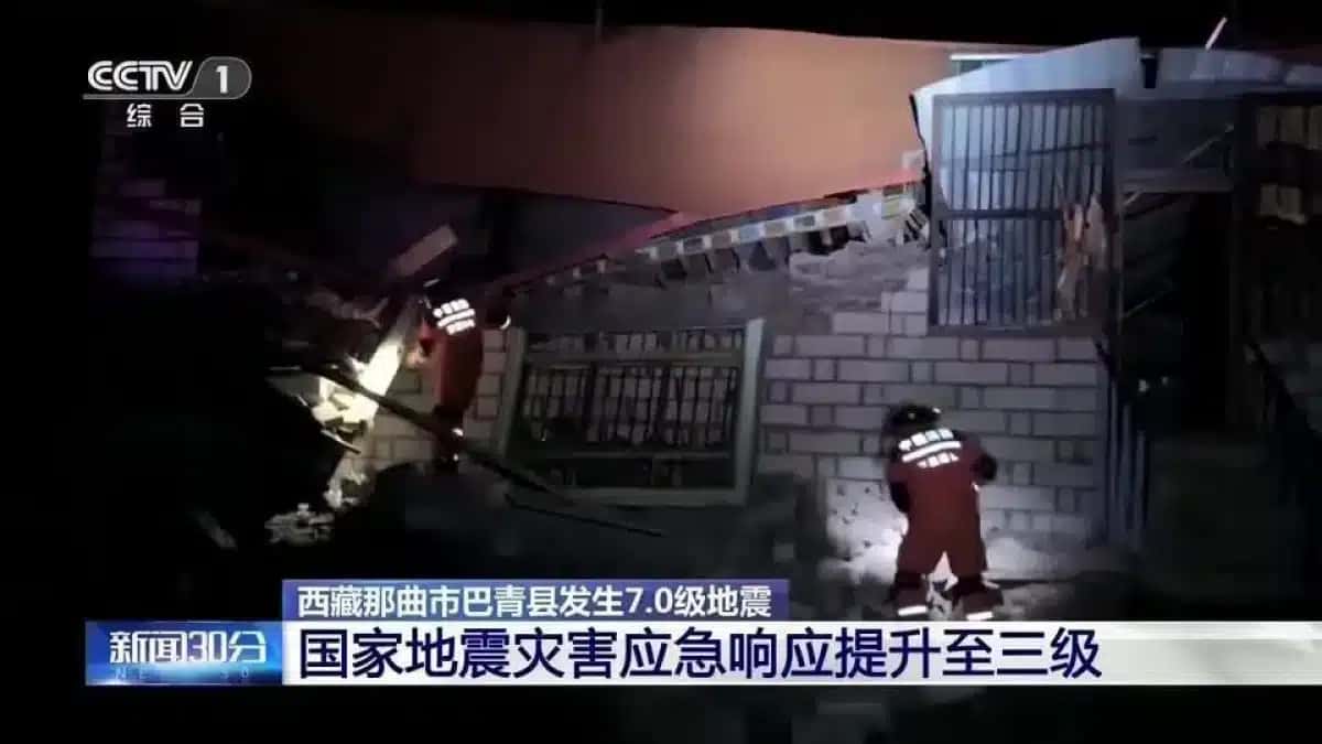 Buscas por sobreviventes continuam no Tibete, na China, após terremoto mortal.