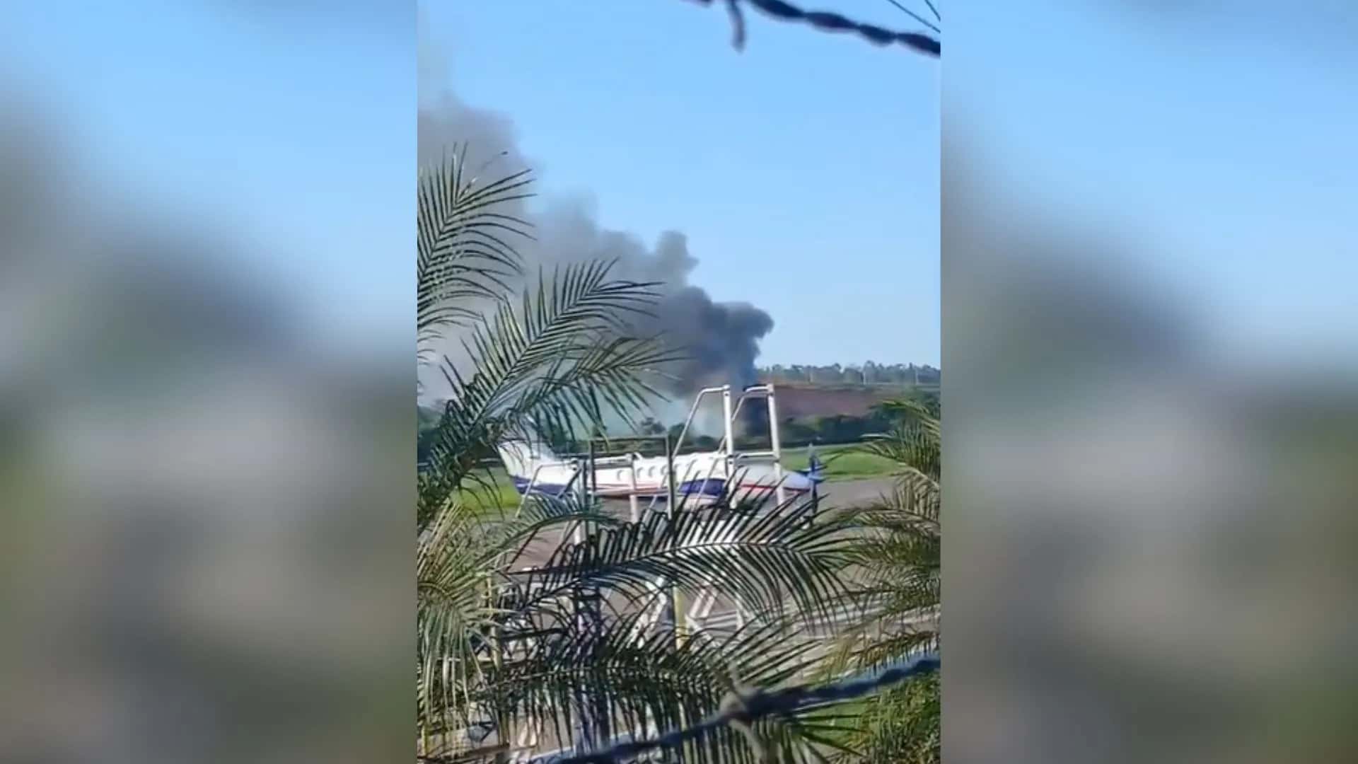 Aeronave caiu próximo ao aeroporto Vale do Aço, em Santana do Paraíso, Minas Gerais.