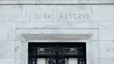 Fed de Warsh terá uma reunião sem votação de juros em 2027 e duas em 2028