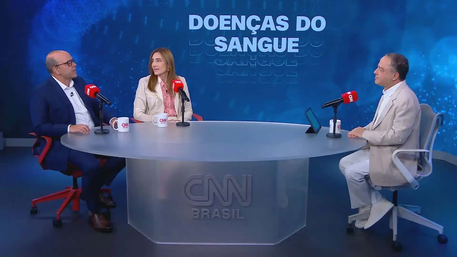Kalil recebe os hematologistas João Guerra e Lucila Kerbauy.