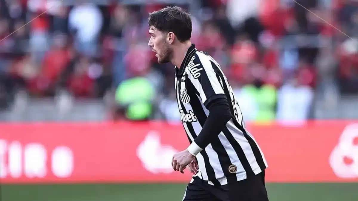 Rollheiser orquestrou o Santos até a vitória
