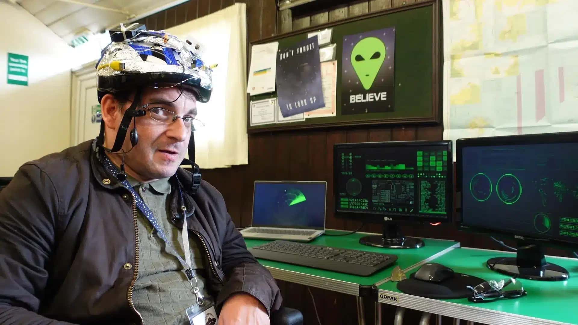 Cena do documentário ‘Ufologists – The Movie’ (2022)