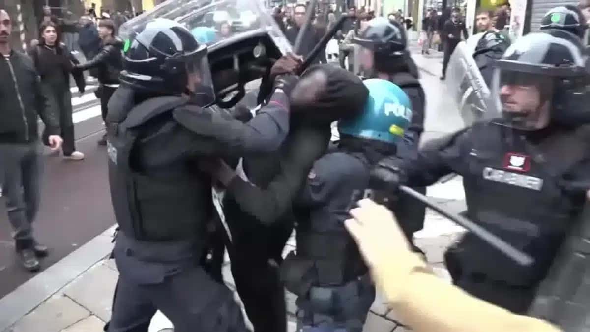 Confrontos em Milão deixam mais de 60 manifestantes levados à delegacia