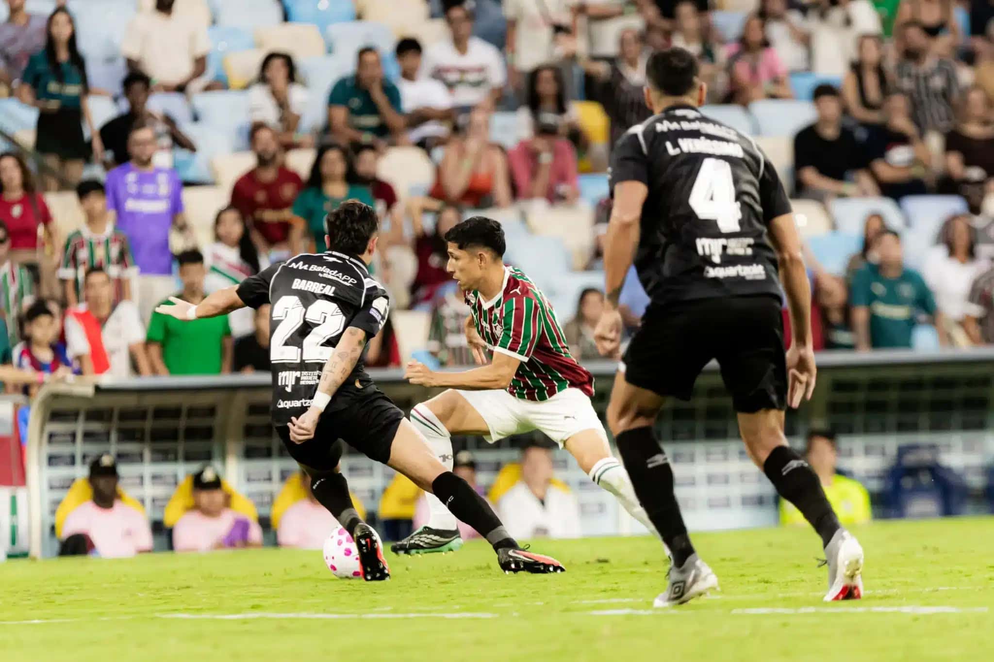 Santos vence o Fluminense no Maracanã neste domingo (18)
