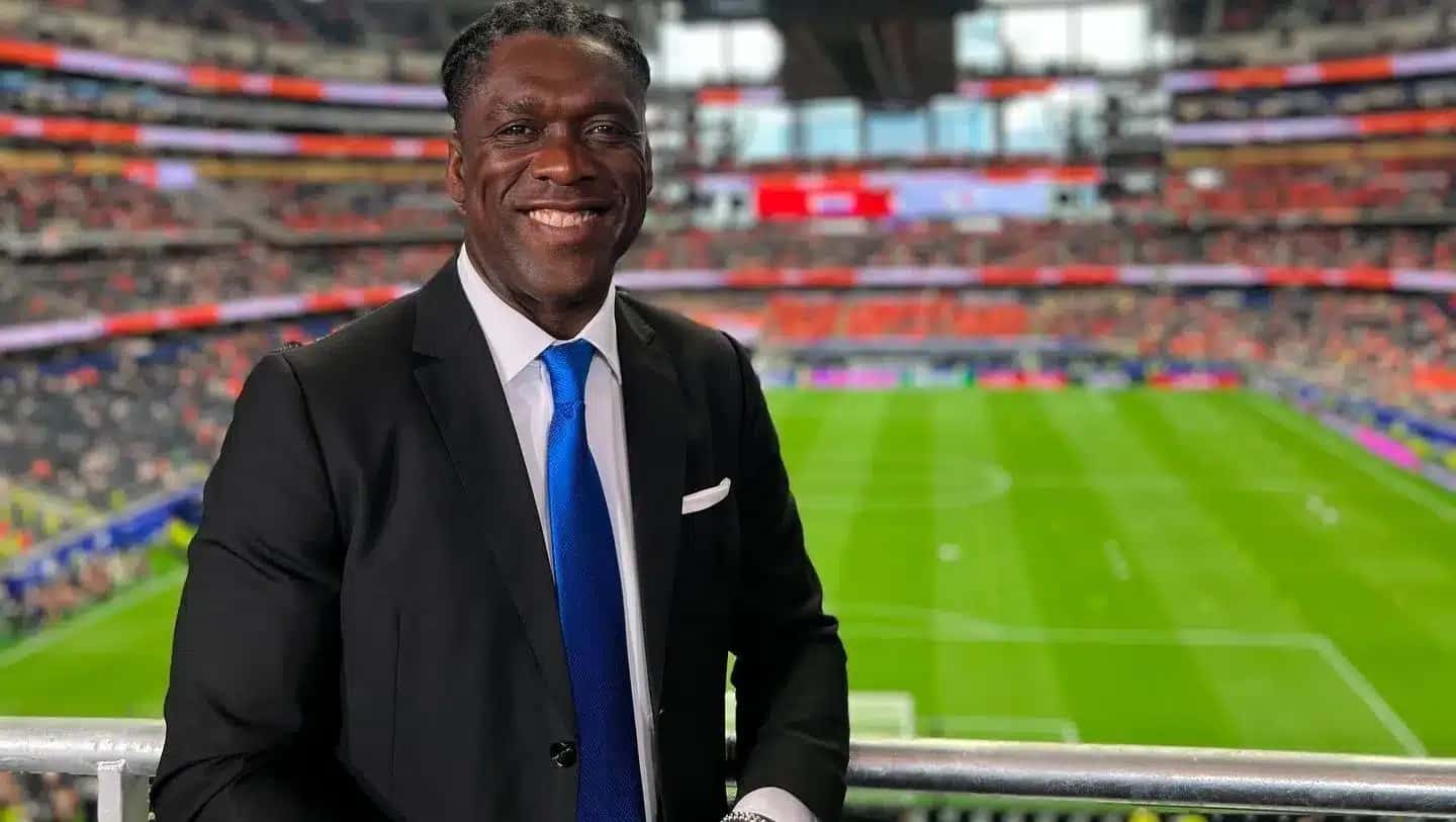 Seedorf foi anunciado como novo técnico do Corinthians