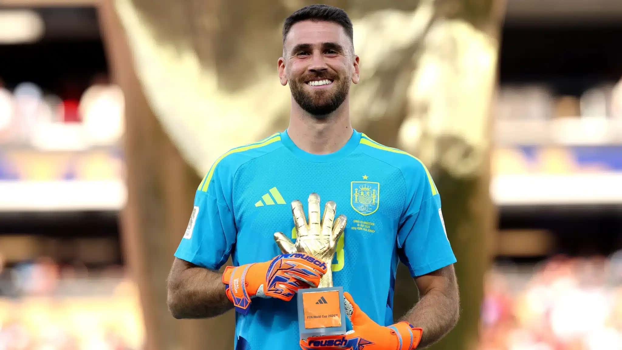 Unai Simón venceu o Troféu Yashin na Bola de Ouro.