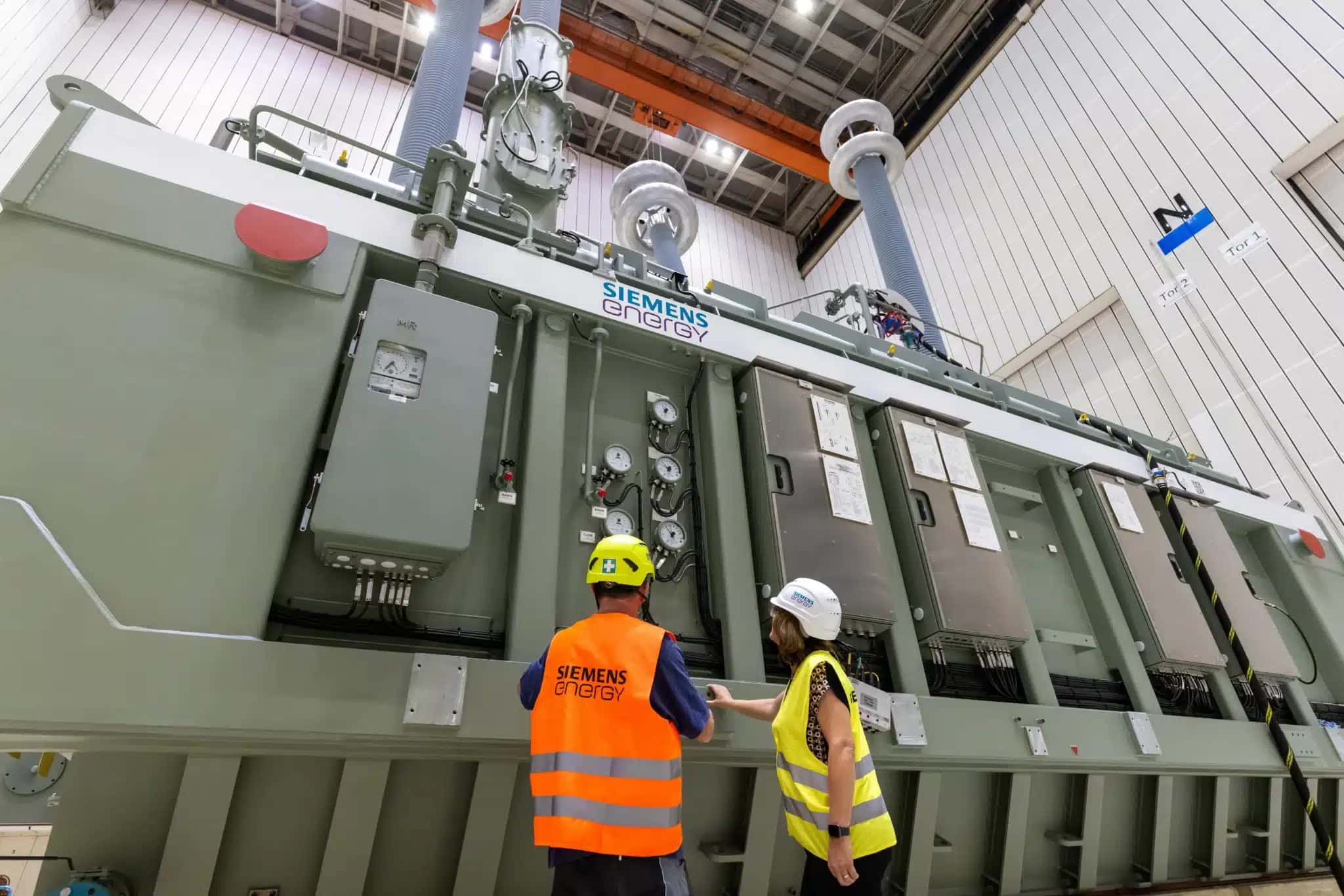 Transformadores de potência serão usados na subestação que abastecerá os futuros campi de data centers da Terranova, em Campinas (SP) | Foto: Reprodução/CNN Brasil