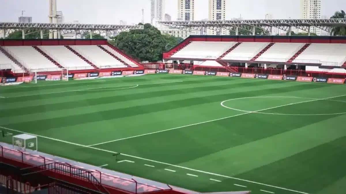 Estádio Antônio Accioly, casa do Atlético-GO, recebe a partida