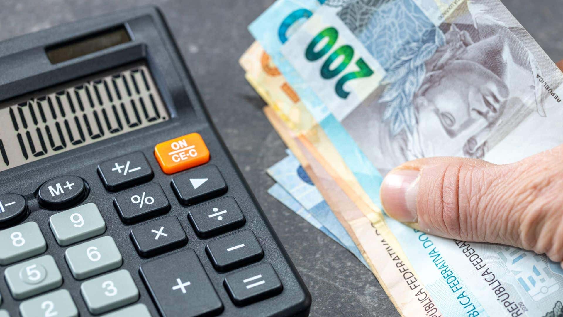 Perguntas sobre objetivos financeiros alimentam a ferramenta gratuita do Money Times, que dá recomendações de investimentos de acordo com critérios específicos | Foto: Reprodução/Money Times
