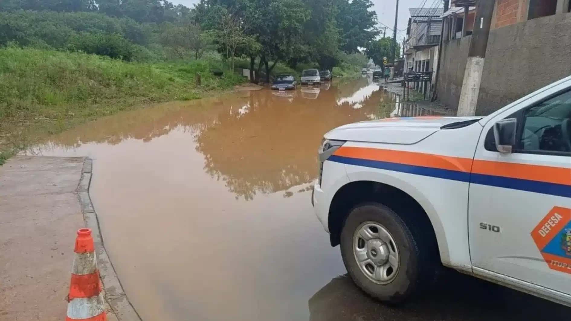 Ocorrências foram atendidas pela Defesa Civil.