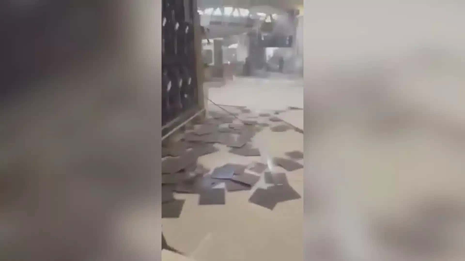 Vídeo mostra danos no Aeroporto Rei Khalid, em Riade, após um ataque dos Houthis