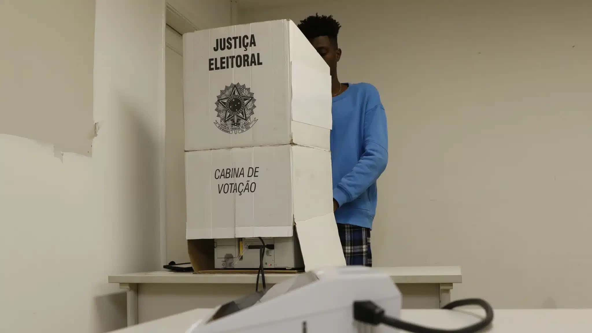 Eleitores vão às urnas em 2026.
