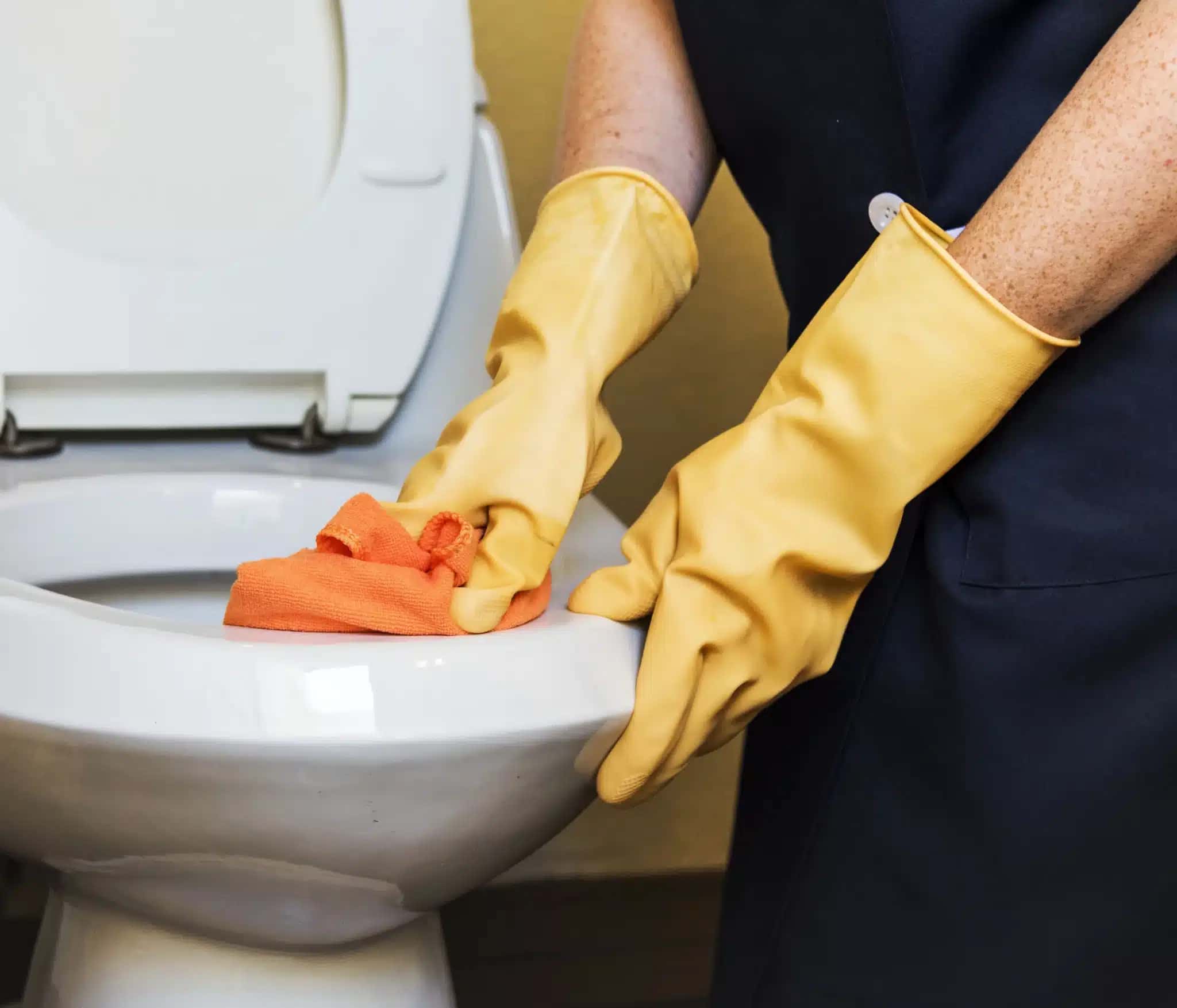 Banheiro: produtos para uma limpeza eficiente e segura