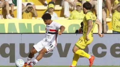 São Paulo empata com o Mirassol em 1 a 1 e para sequência de duas vitórias de Dorival Jr