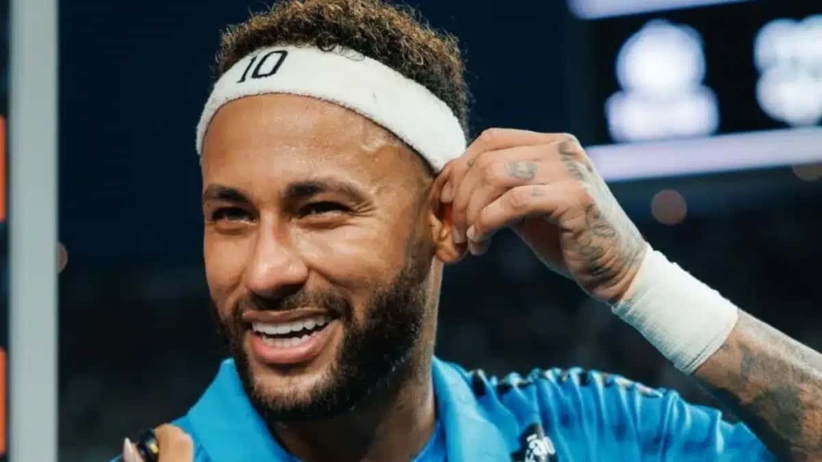 Neymar fez bom jogo na Neo Química Arena, no clássico entre Corinthians e Santos
