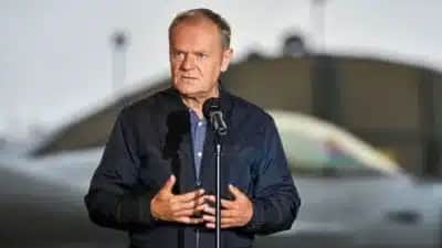 Polícia polonesa prende suspeito de planejar ataque contra premiê Donald Tusk