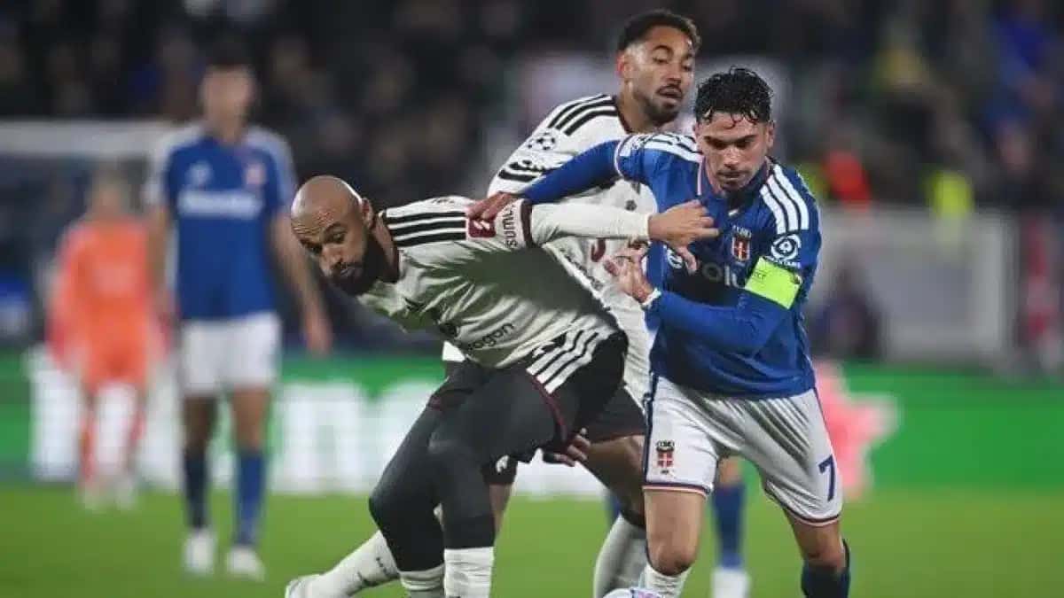Manchester United foi totalmente dominado pelo Como na UEFA Champions League.