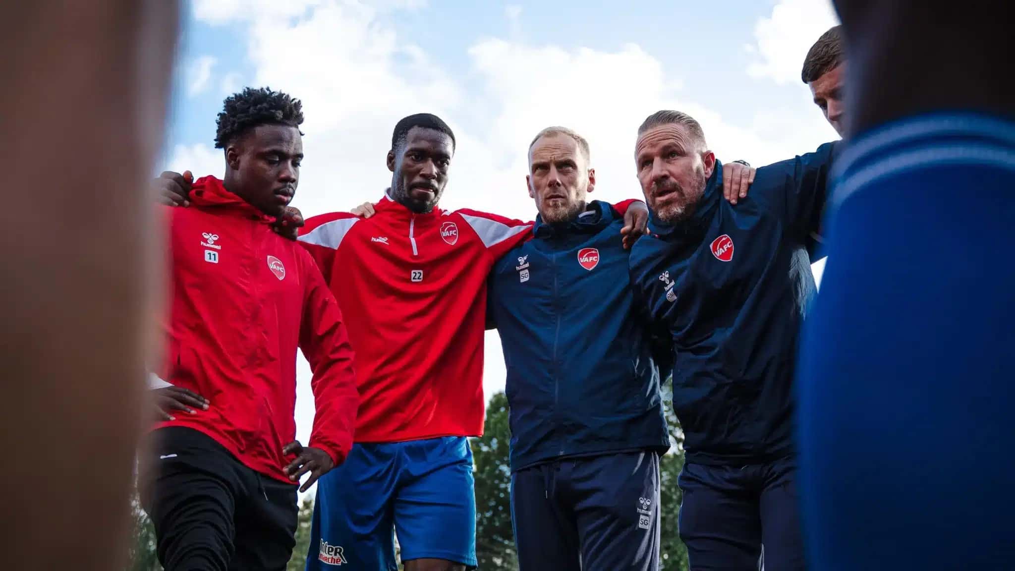 Valenciennes demitiu o treinador após vencer por 13 a 0.