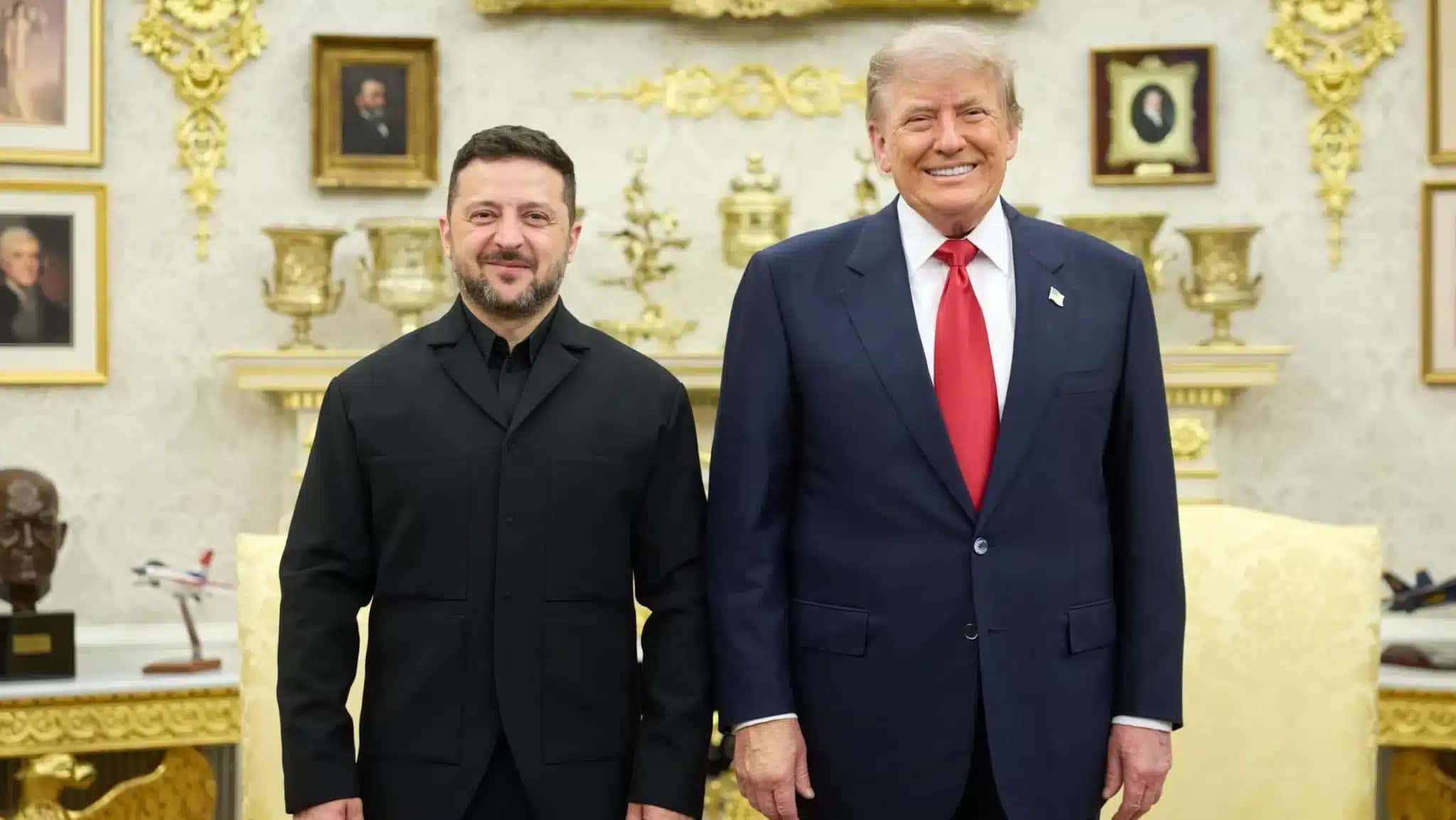 Presidentes Volodymyr Zelensky, da Ucrânia, e Donald Trump, dos Estados Unidos, se reúnem na Casa Branca.