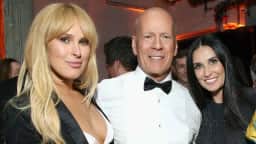Rumer Willis fala sobre o medo de fazer teste genético em meio à luta do pai contra demência