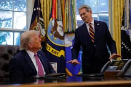 EUA anunciam sanções mais duras da história contra o Irã, diz secretário do Tesouro