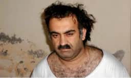 Khalid Sheikh Mohammed vai ao julgamento no Tribunal Militar Americano em Guantánamo