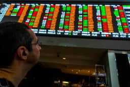Ibovespa fecha abaixo de R175 mil sem sustentar alta do dólar