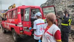 Deslizamento em aterro sanitário em Conacri, Guiné, deixa 30 mortos após chuvas intensas