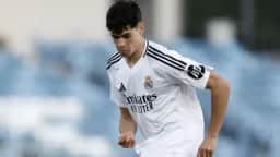 Jacobo Ortega, jovem de 20 anos, é vendido pelo Real Madrid ao Strasbourg por 10 milhões de euros