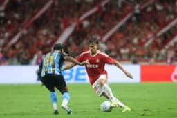 Inter e Grêmio duelam buscando vaga inédita na Copa do Brasil