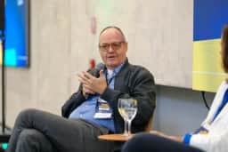 Samuel Pessoa alerta: Crescimento econômico não gera prosperidade no Brasil