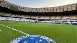 Flamengo x Cruzeiro: escalações e onde assistir ao duelo do Brasileirão neste sábado