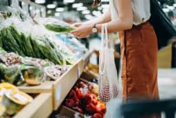Alta nos preços dos fertilizantes levanta preocupações sobre inflação de alimentos no Brasil em 2027