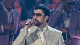 Bad Bunny encerra turnê mundial com show emocionante em San Juan, Porto Rico