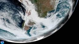 Ciclone extratropical provoca ventos de até 100 kmh e alerta laranja em SP e RJ