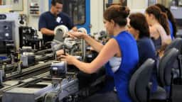 CNI aponta piora na intenção de investimento da indústria em 2026