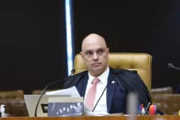 Moraes pede vista e interrompe julgamento sobre privatização da Celepar, que segue suspensa