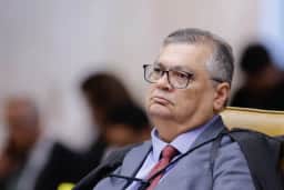 Dino retira sigilo de decisões sobre investigações de corrupção no Maranhão para aumentar