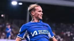 Mudryk retorna aos campos pelo Chelsea após redução de punição da FA e joga amistoso em Hong Kong