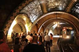 Estação City Hall, em Nova York, fechada há 81 anos, ainda recebe trens e visitas guiadas