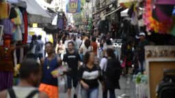 Comércio no Dia dos Pais deve movimentar R8,52 bilhões e cresce 2,9% em relação ao ano anterior