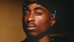 Ex-líder de gangue é acusado de planejar assassinato de Tupac, revela promotor ao júri