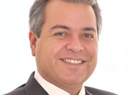 Ernesto Roller, ex-prefeito de Formosa, disputa vaga ao Senado por Goiás em 2026