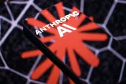 Mesmo após sinais de reaproximação, Defesa dos EUA mantém Anthropic como risco