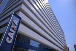 Funcionários da Caixa rejeitam proposta final e decidem manter greve por tempo indeterminado