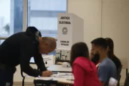 Eleições 2026: o que muda na vida de quem não votar nem justificar