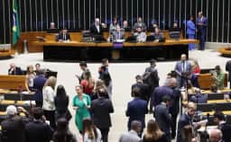 Câmara aprova MP que extingue taxa de 20% das blusinhas em compras de até US 50