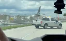 Avião cargueiro da Amazon ultrapassa pista, e aeroporto de Miami suspende operações